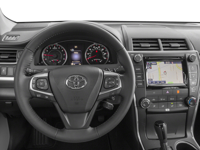2016 Toyota Camry SE Sedan 4D