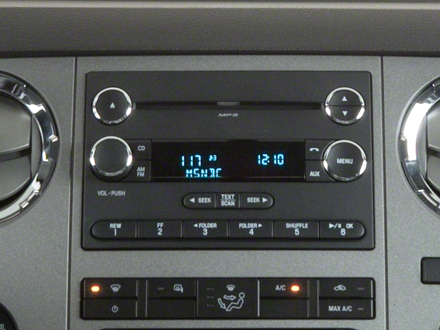 2013 Ford Super Duty F-250 SRW XLT Pickup 4D 8 ft