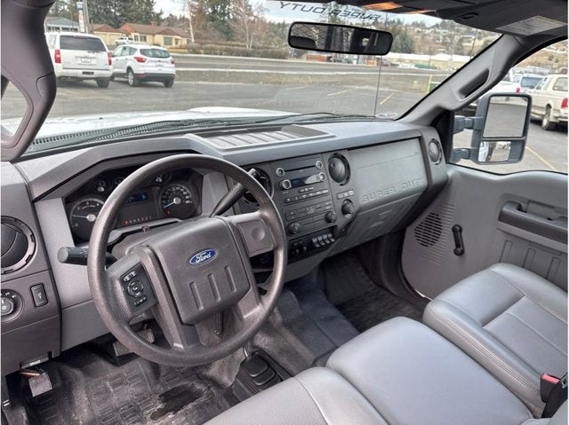 2012 Ford Super Duty F-450 DRW 162" W.B. 4D