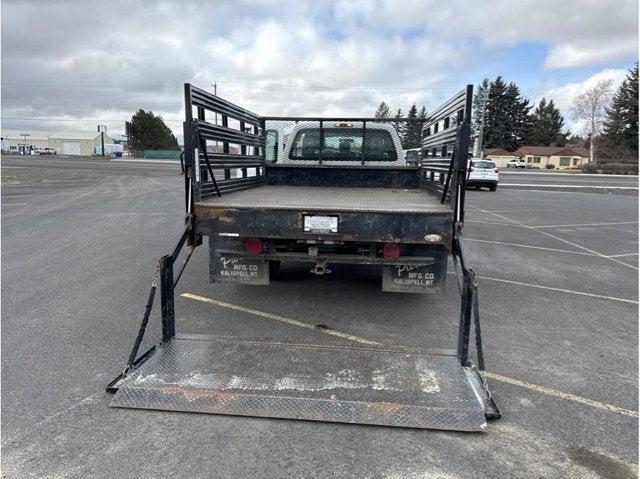 2012 Ford Super Duty F-450 DRW 162" W.B. 4D