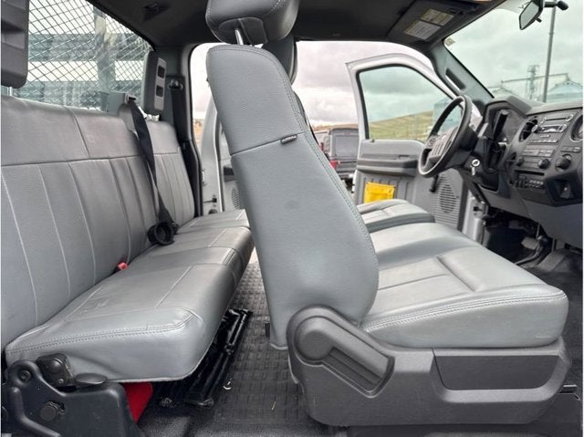 2012 Ford Super Duty F-450 DRW 162" W.B. 4D