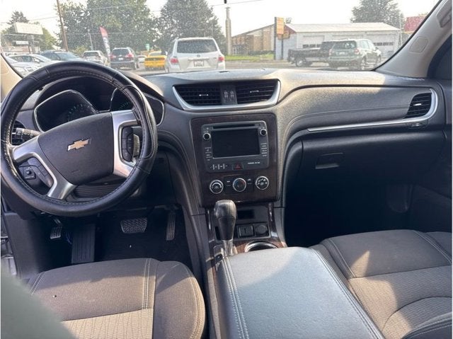 2017 Chevrolet Traverse LT