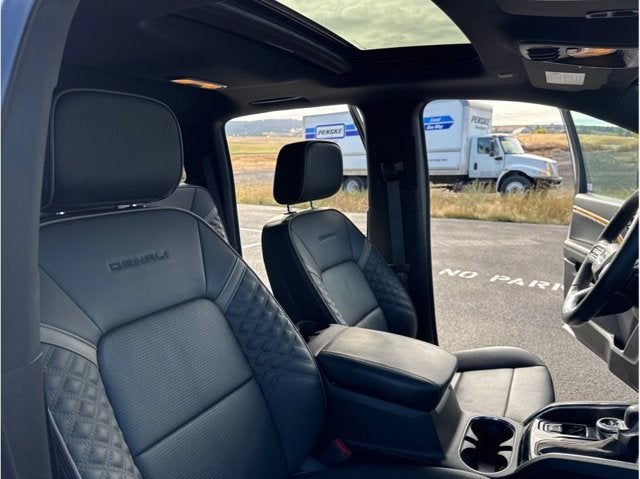 2023 GMC Canyon 4WD Denali