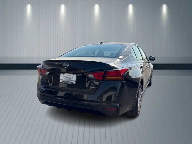 2025 Nissan Altima S