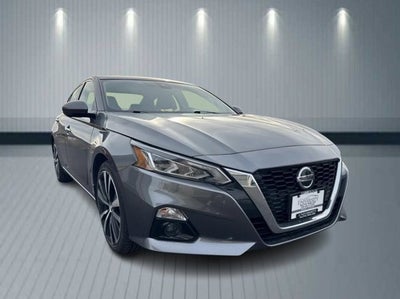 2022 Nissan Altima 2.5 Platinum