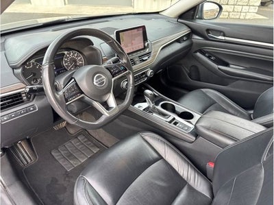2022 Nissan Altima 2.5 Platinum