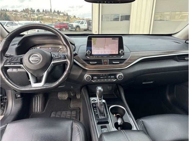 2022 Nissan Altima 2.5 Platinum