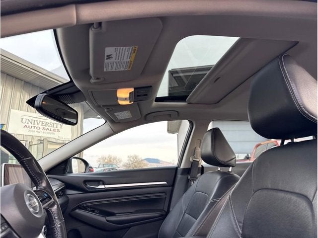 2022 Nissan Altima 2.5 Platinum