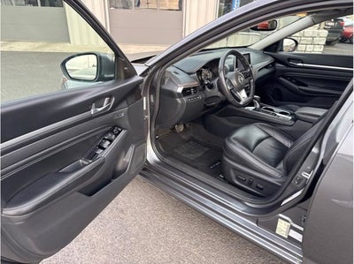 2022 Nissan Altima 2.5 Platinum