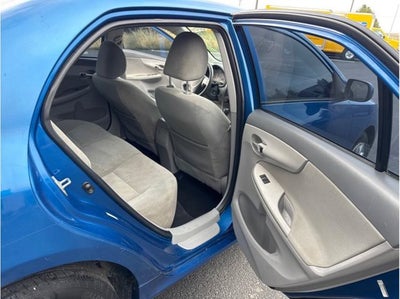 2010 Toyota Corolla Sedan 4D