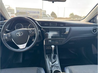 2017 Toyota Corolla SE Sedan 4D