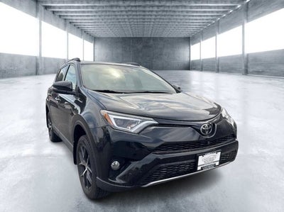 2017 Toyota RAV4 SE