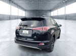 2017 Toyota RAV4 SE