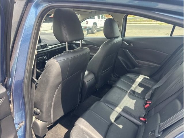 2018 Mazda Mazda3 4-Door Touring