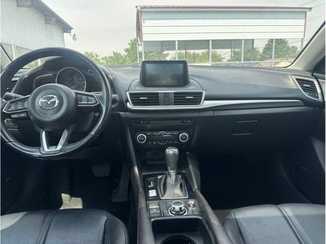 2018 Mazda Mazda3 4-Door Touring