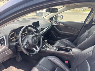 2018 Mazda Mazda3 4-Door Touring
