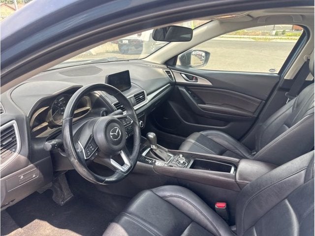 2018 Mazda Mazda3 4-Door Touring