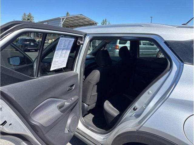 2019 Nissan Kicks S