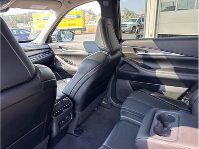 2024 INFINITI QX60 LUXE