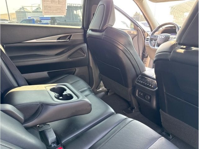 2024 INFINITI QX60 LUXE