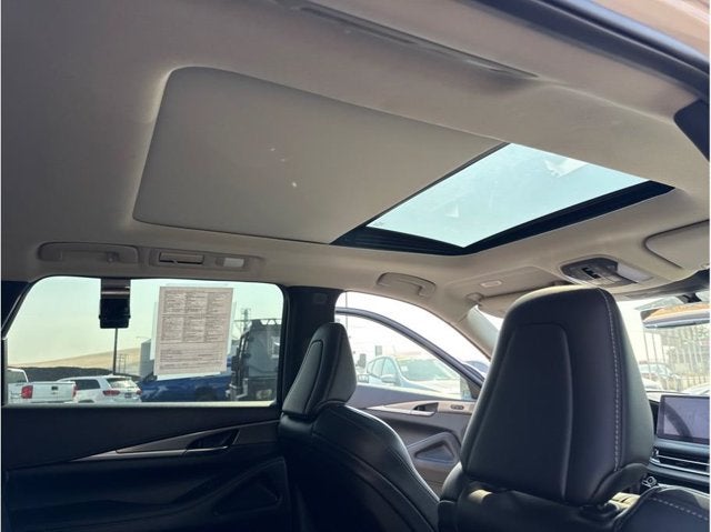 2024 INFINITI QX60 LUXE